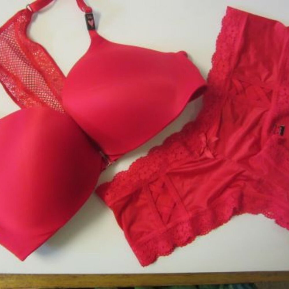 VICTORIA'S SECRET SET, SO OBSESSED RACERBACK PUSH-UP BRA, RED, 34C, & PANTIES M
